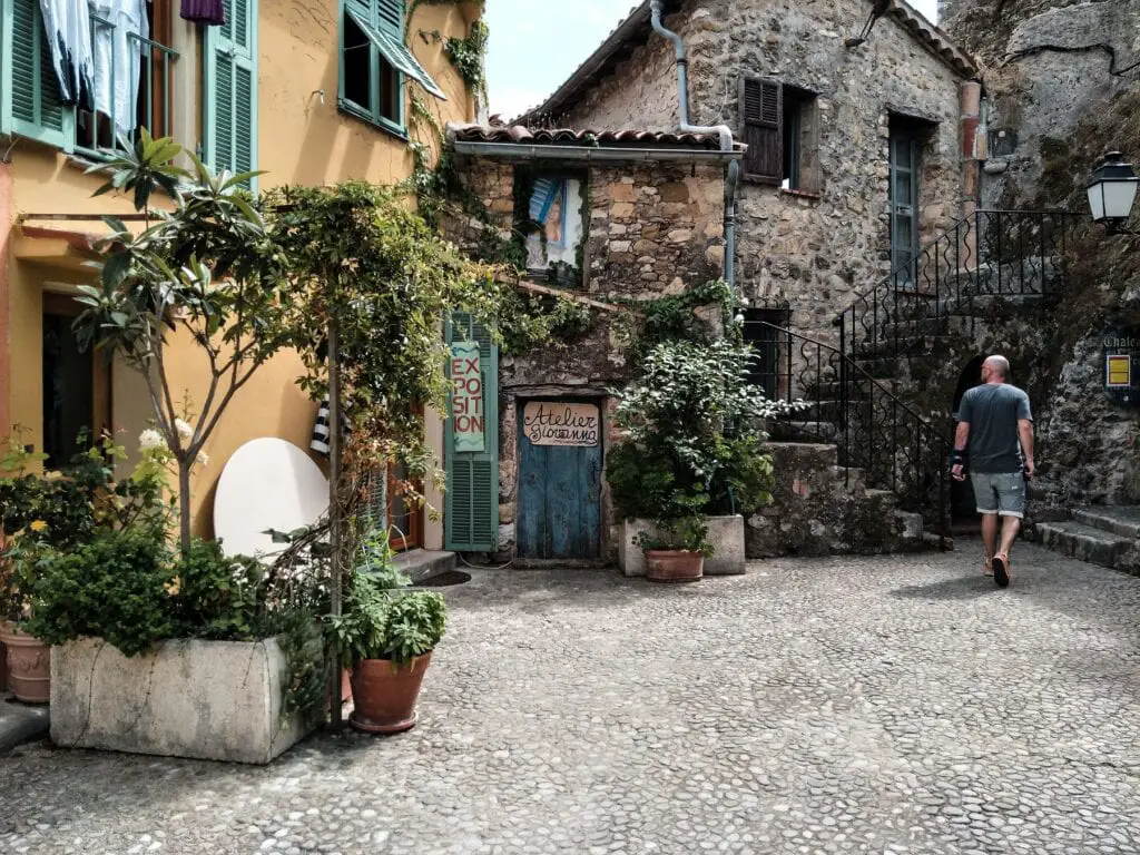 LoveYaGuts Travel 7 of the Best Small Towns in Southern France