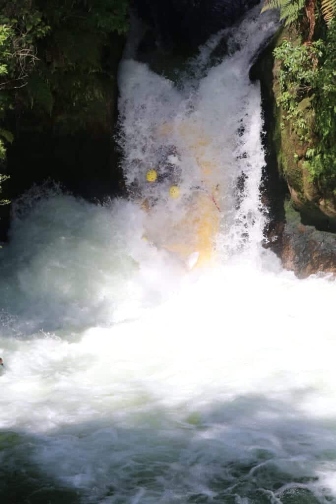 LoveYaGuts Travel White Water Rafting in Rotorua