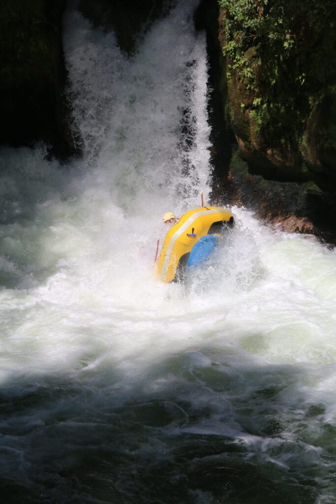 LoveYaGuts Travel White Water Rafting in Rotorua