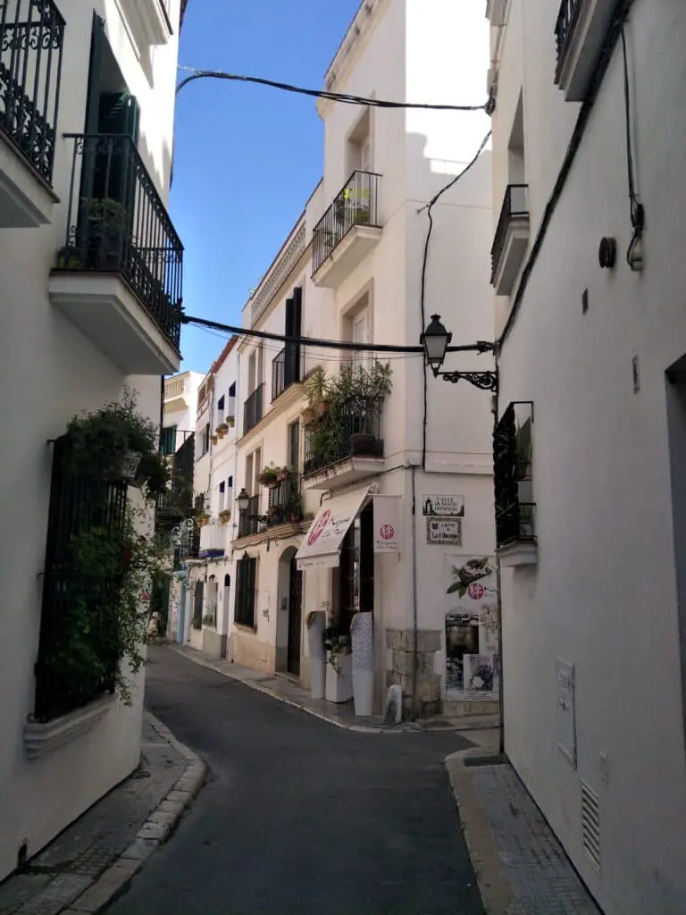 LoveYaGuts Travel Sitges Travel Guide | Sitges to Barcelona