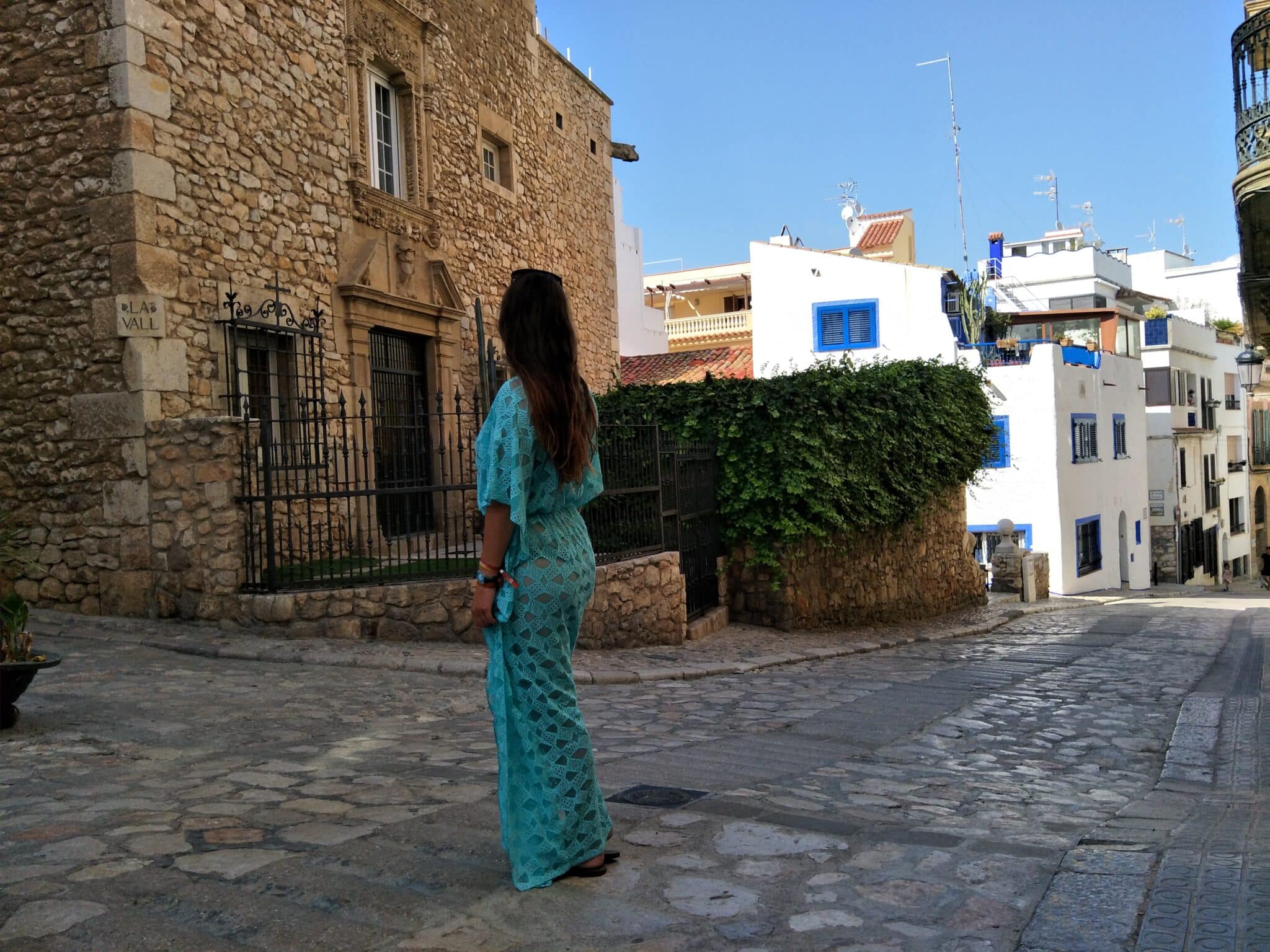 LoveYaGuts Travel Sitges Travel Guide | Sitges to Barcelona