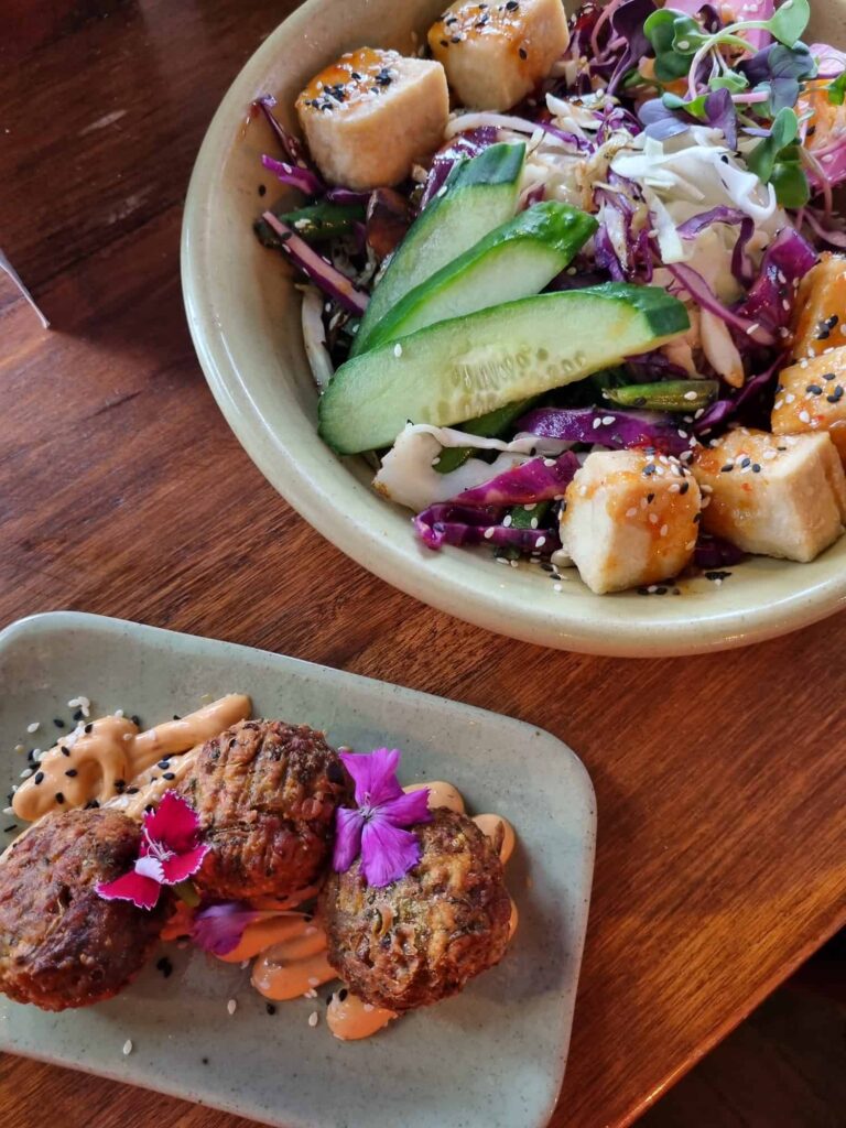 LoveYaGuts Travel Best Things to do in Raglan New Zealand