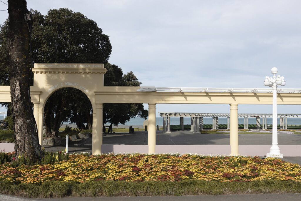 This photo shows the waterfront along Marine Parade in Napier, Hawkes Bay.